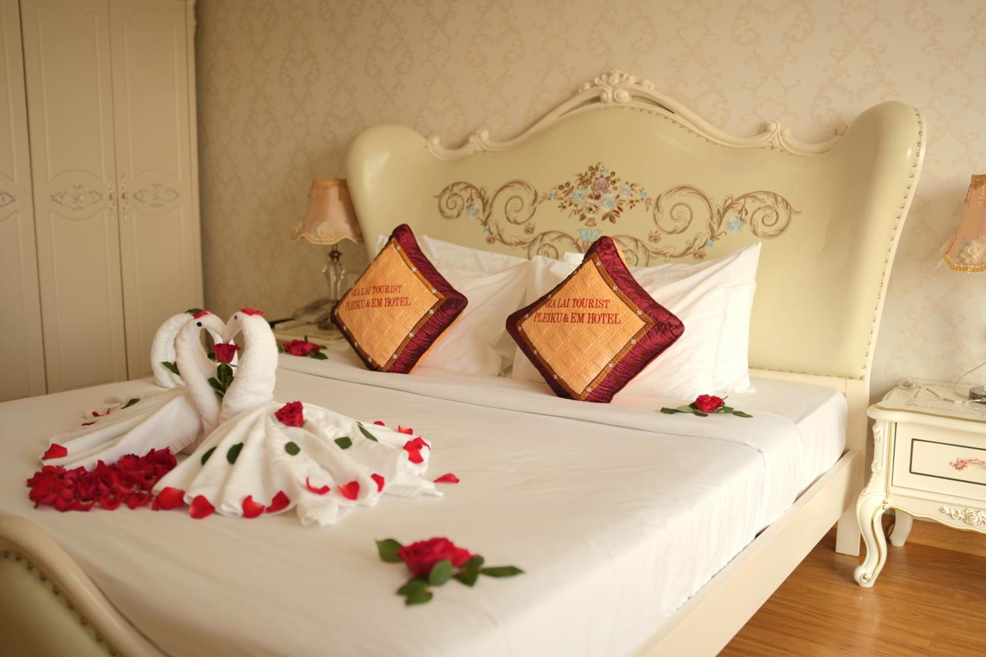 Pleiku & Em Hotel By Gia Lai Tourist Εξωτερικό φωτογραφία